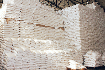 На полгода СПК Алматы зафиксирует отпускную цену на сахар