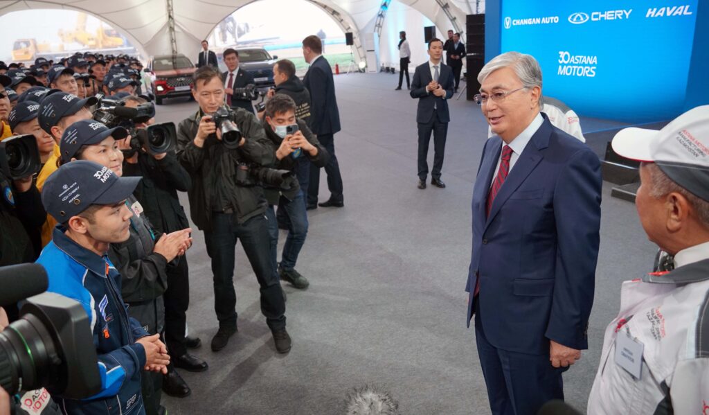 Токаев запустил строительство мультибрендового автозавода в Индустриальной зоне Алматы