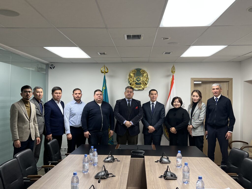 СПК Алматы и СПК Каспий подписали меморандум о взаимном сотрудничестве